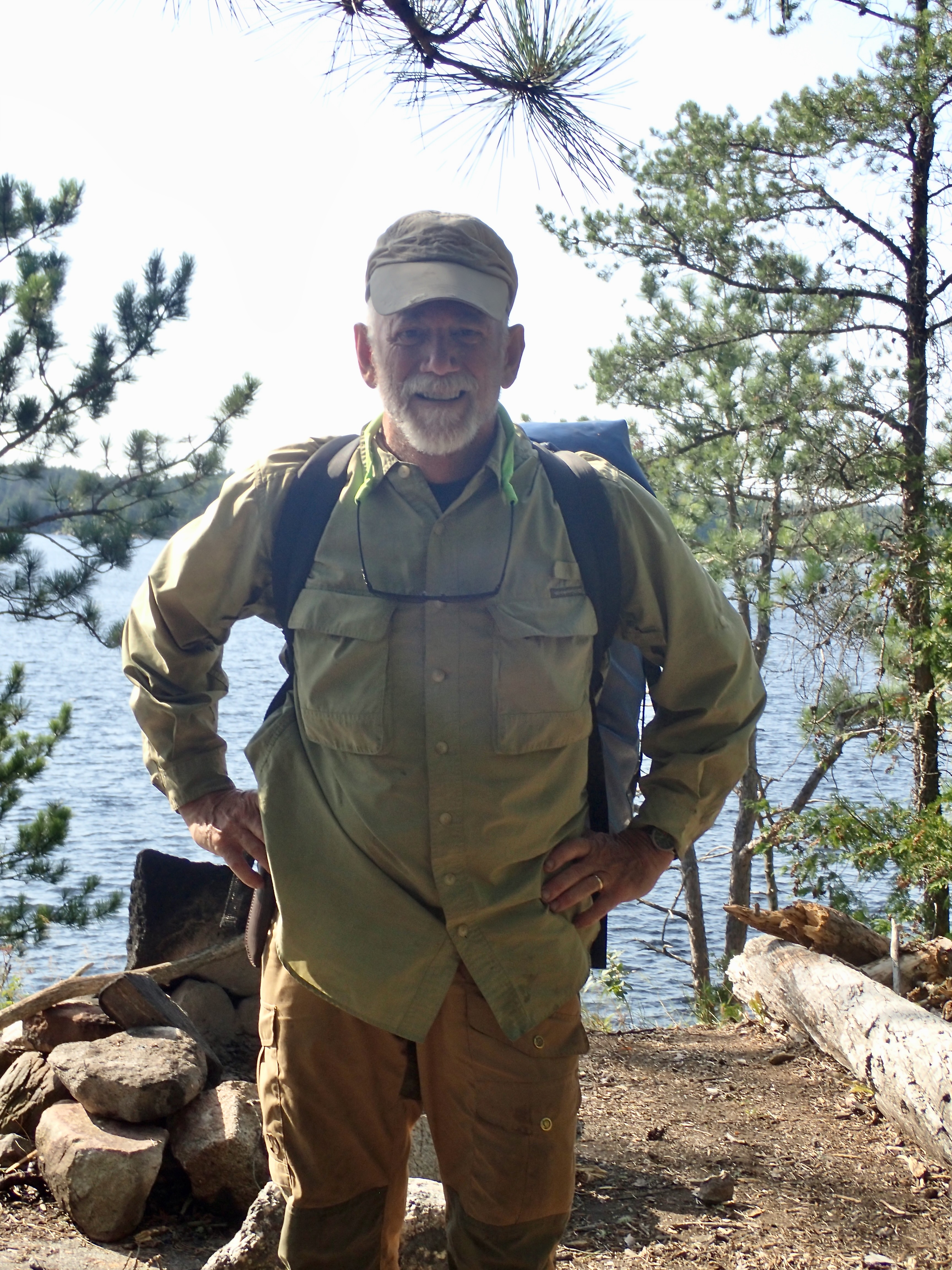 Royce bring pack into camp on Russell Lake 2025-08-15 16:44