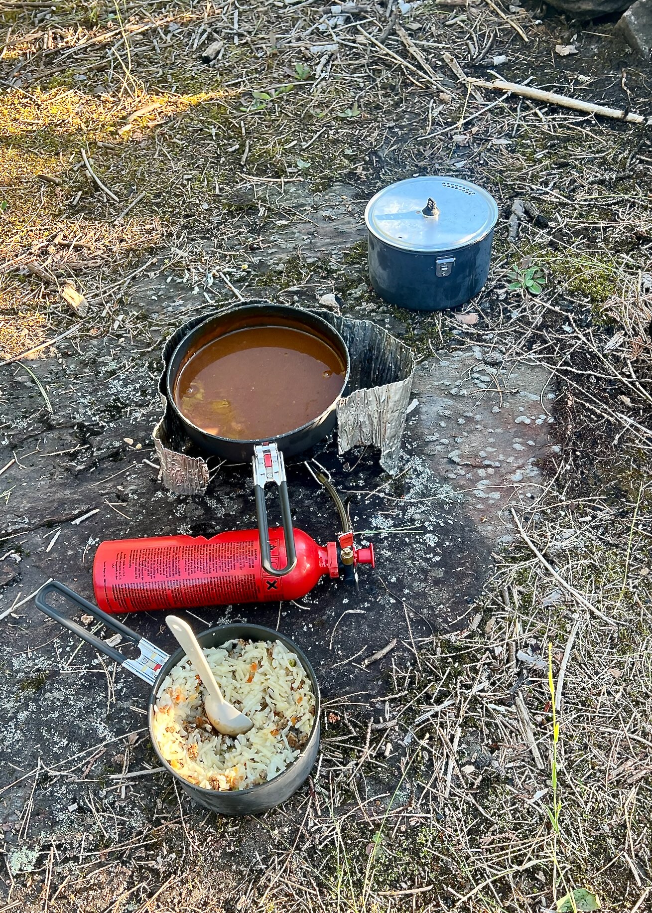 Hash browns, hamburger, and gravy on SW end of Sturgeon Lake  2025-08-16 18:48