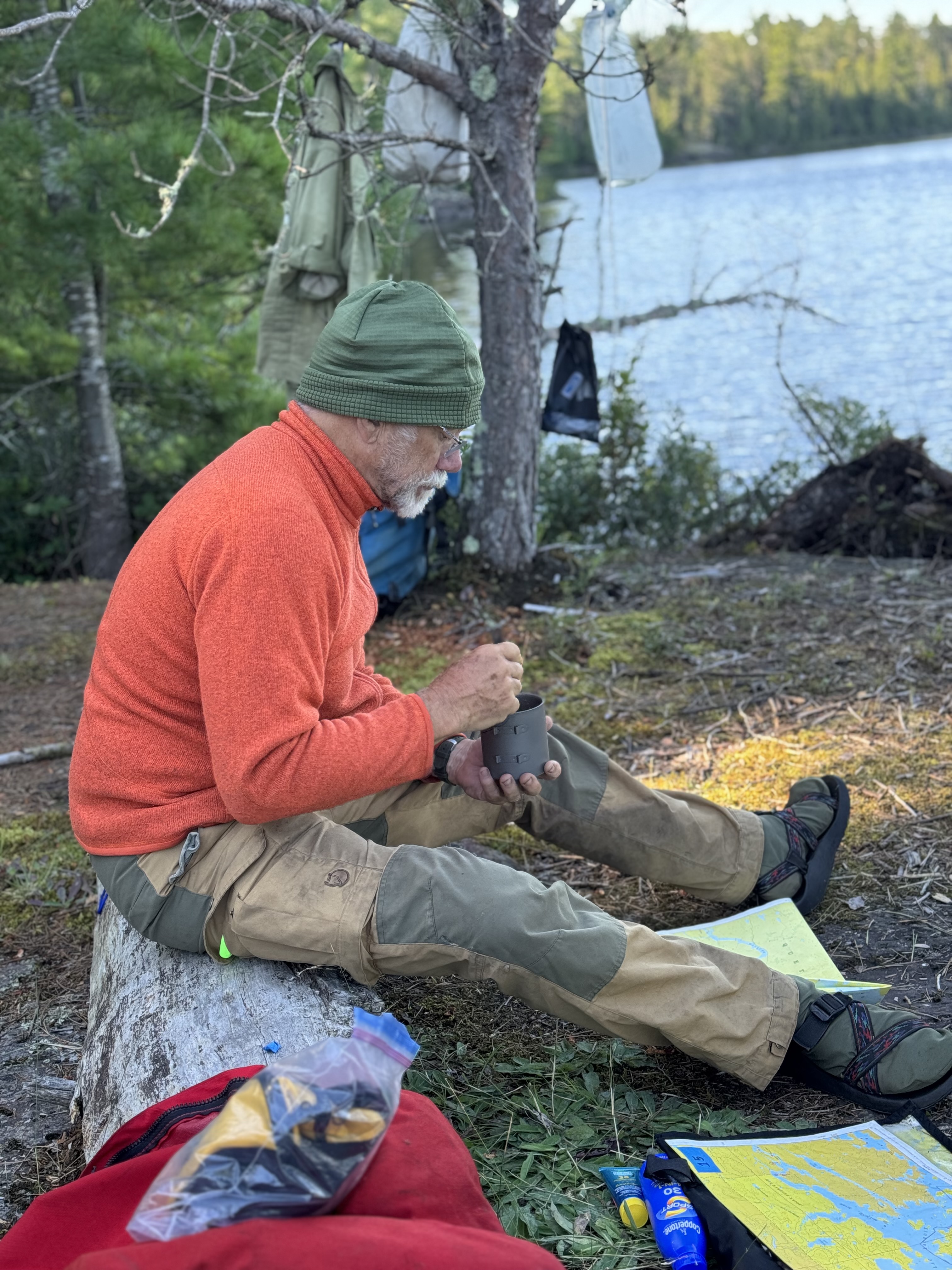 Royce eating breakfast on Sturgeon Lake 2025-08-17 08:52